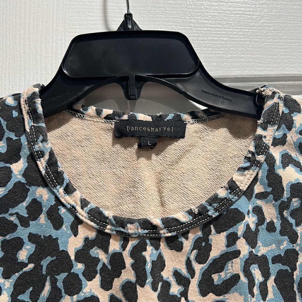 Dance & Marvel Cropped Tank, Size Large - Picture 3 of 10